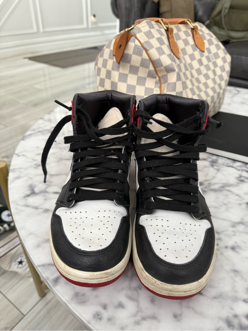 Air Jordan 1 Breads